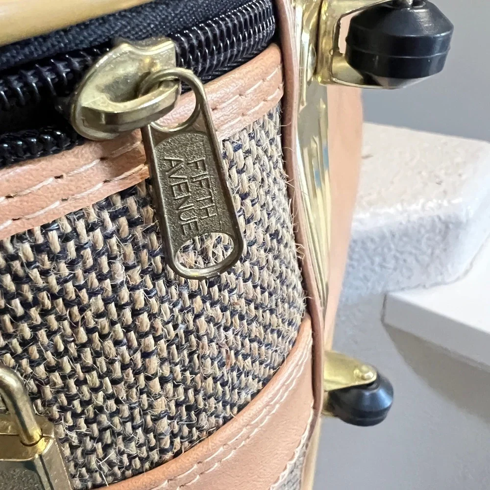 5th Ave three tan tweedTravel set . Two Suitcase and garment bag Set New no tags